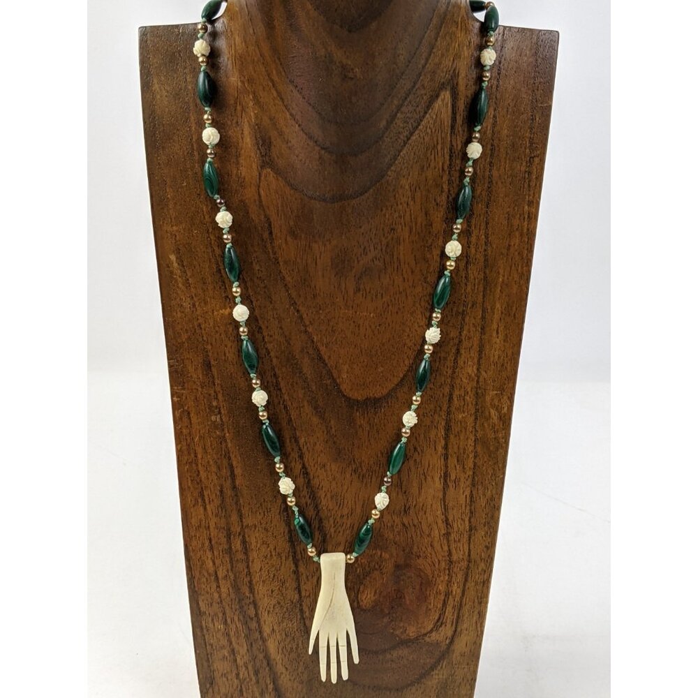 Vintage Mexican Folk Necklace Carved Hand Pendant w/ Malachite & Beads - Picture 5 of 12